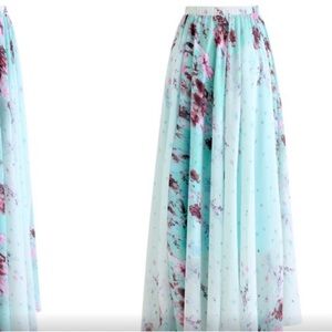 Chicwish skirt, NWOT Size M/L